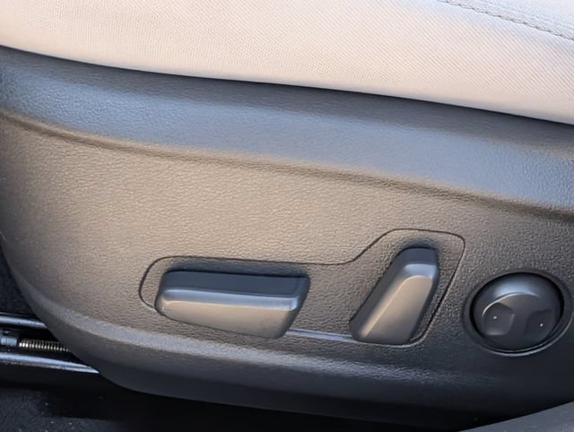 Used 2023 Hyundai Kona SEL FWD image 24