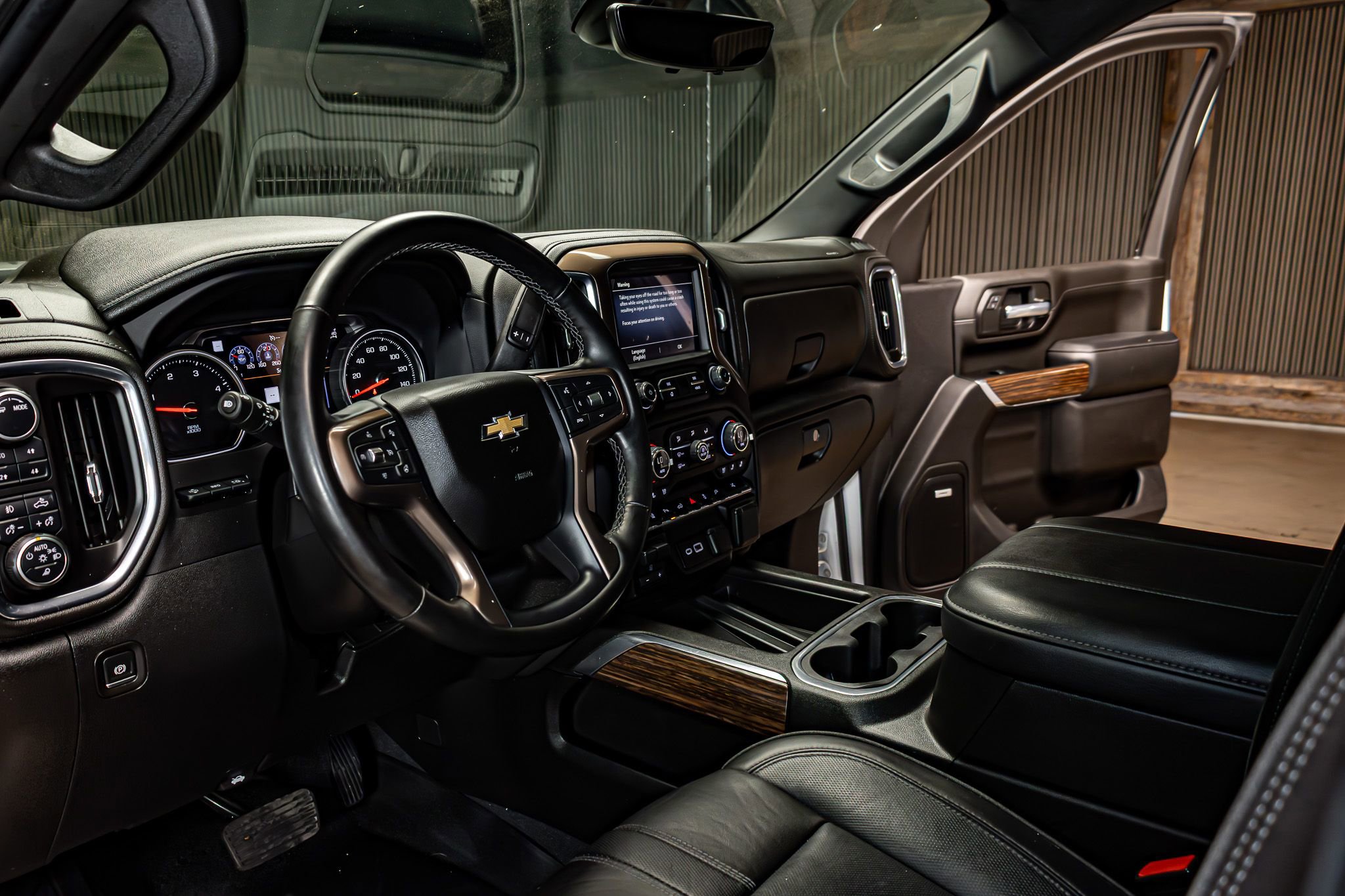 Used 2023 Chevrolet Silverado 3500 High Country image 18