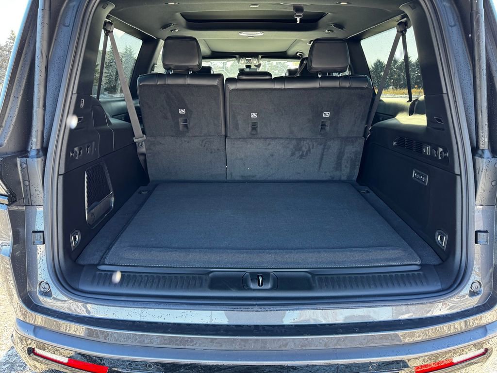 New 2026 Jeep Grand Wagoneer L Limited image 19