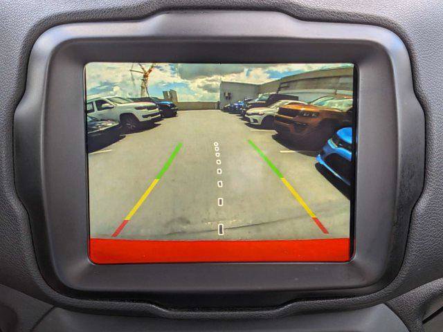 Certified 2023 Jeep Renegade Latitude AWD/4WD image 20
