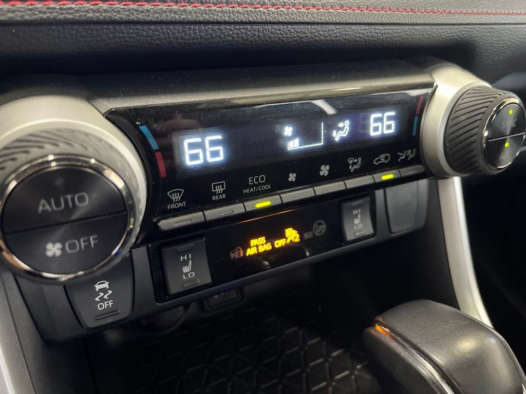 Used 2024 Toyota RAV4 SE w/ Weather & Moonroof Package AWD/4WD image 16