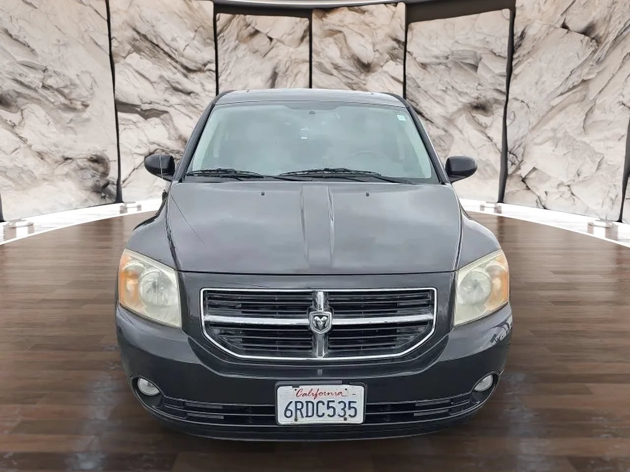 Used 2011 Dodge Caliber Uptown FWD image 2