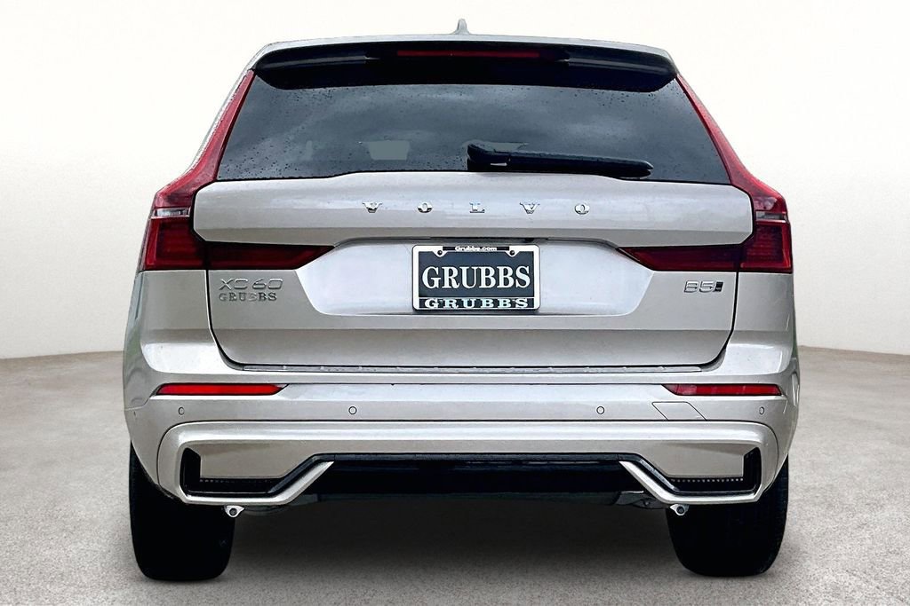 New 2026 Volvo XC60 B5 Plus w/ Protection Package Premier AWD/4WD image 7