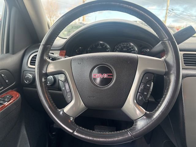 Used 2011 GMC Yukon XL SLT AWD/4WD image 20