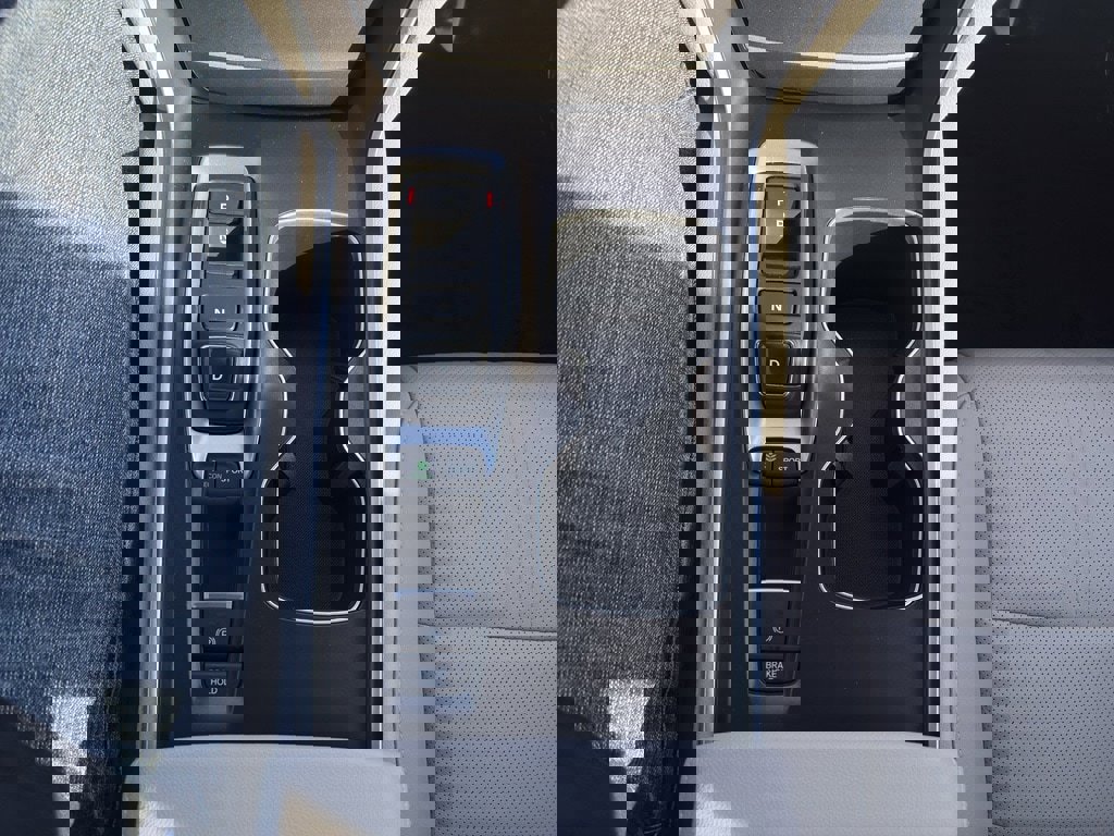 Used 2022 Honda Accord Touring image 11