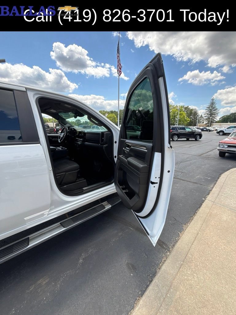 Certified 2024 Chevrolet Silverado 2500 LT w/ Convenience Package AWD/4WD image 11