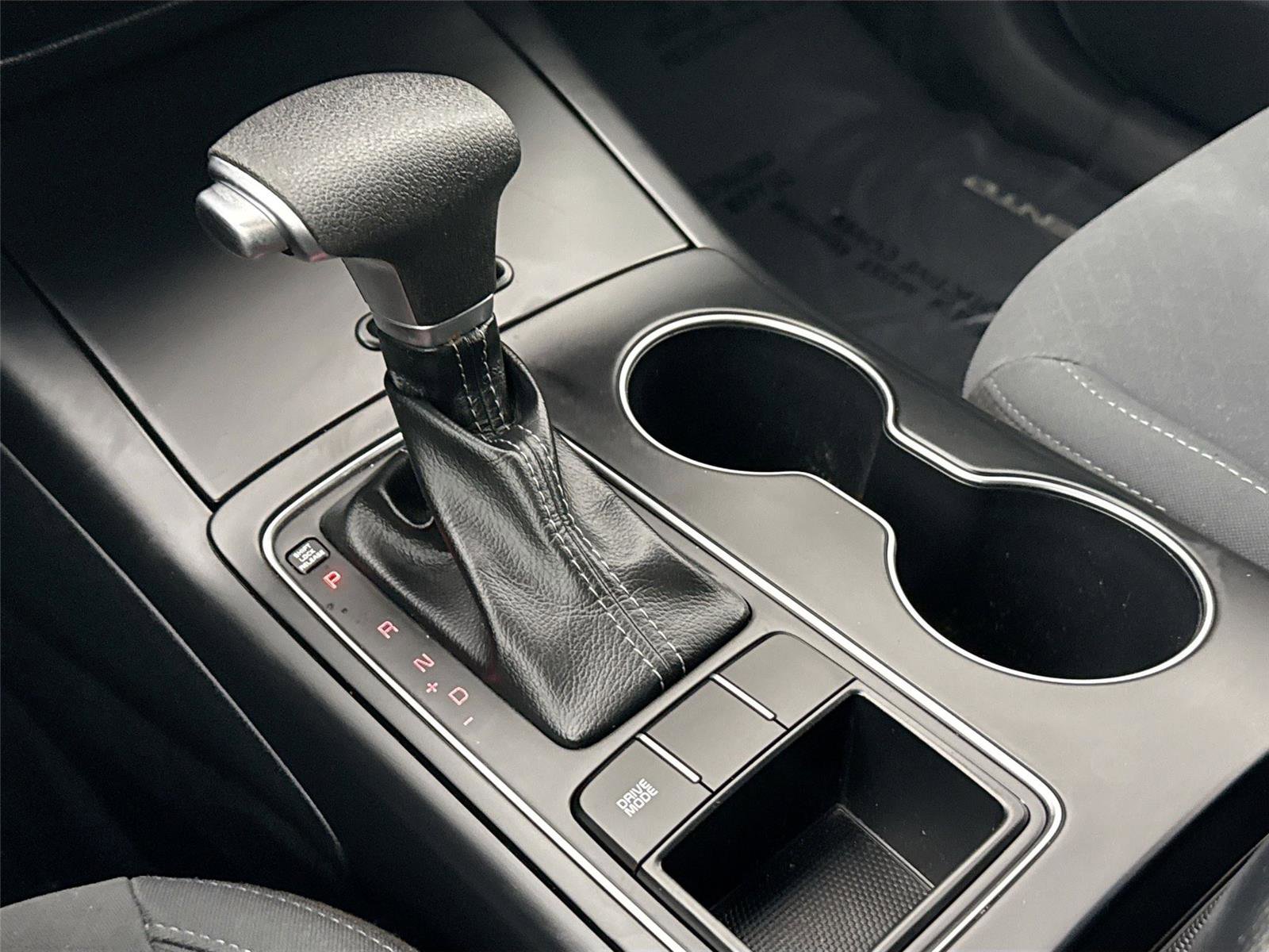 Used 2019 Kia Sorento LX image 22