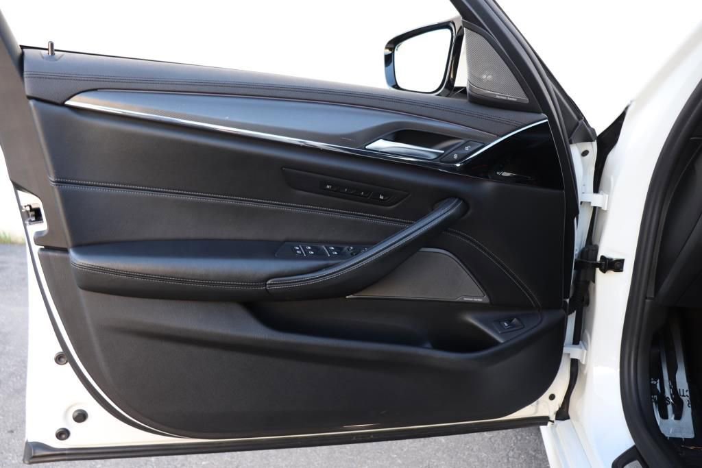 Used 2019 BMW M5 w/ Executive Package image 36