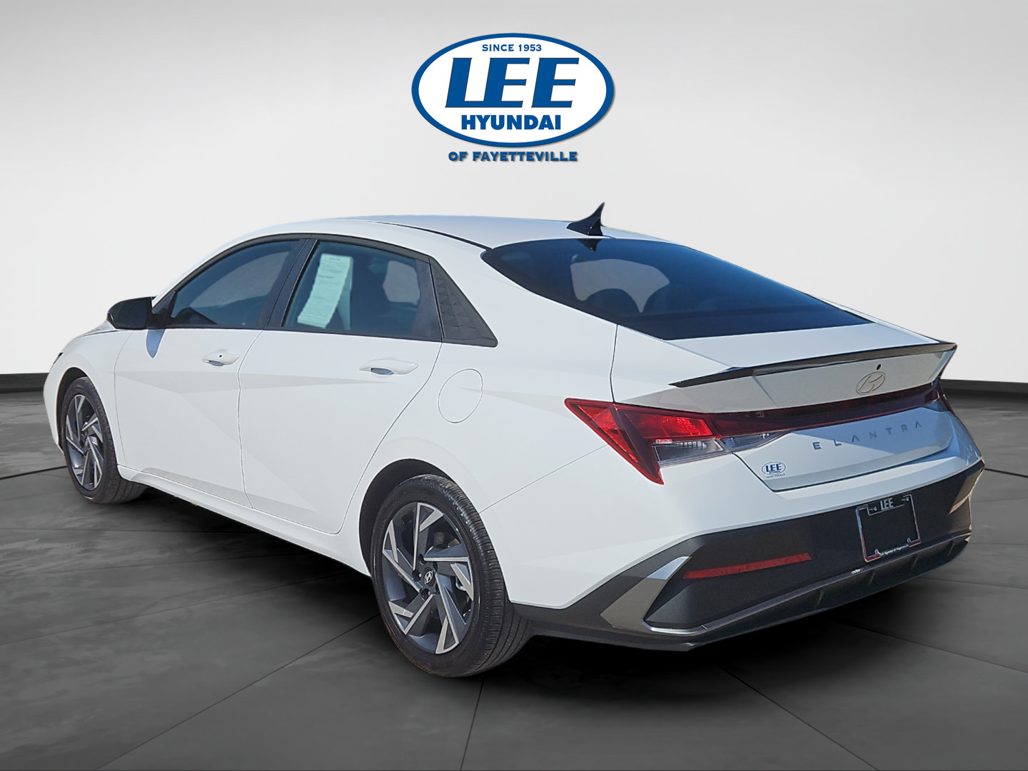 Certified 2025 Hyundai Elantra Sport FWD image 5