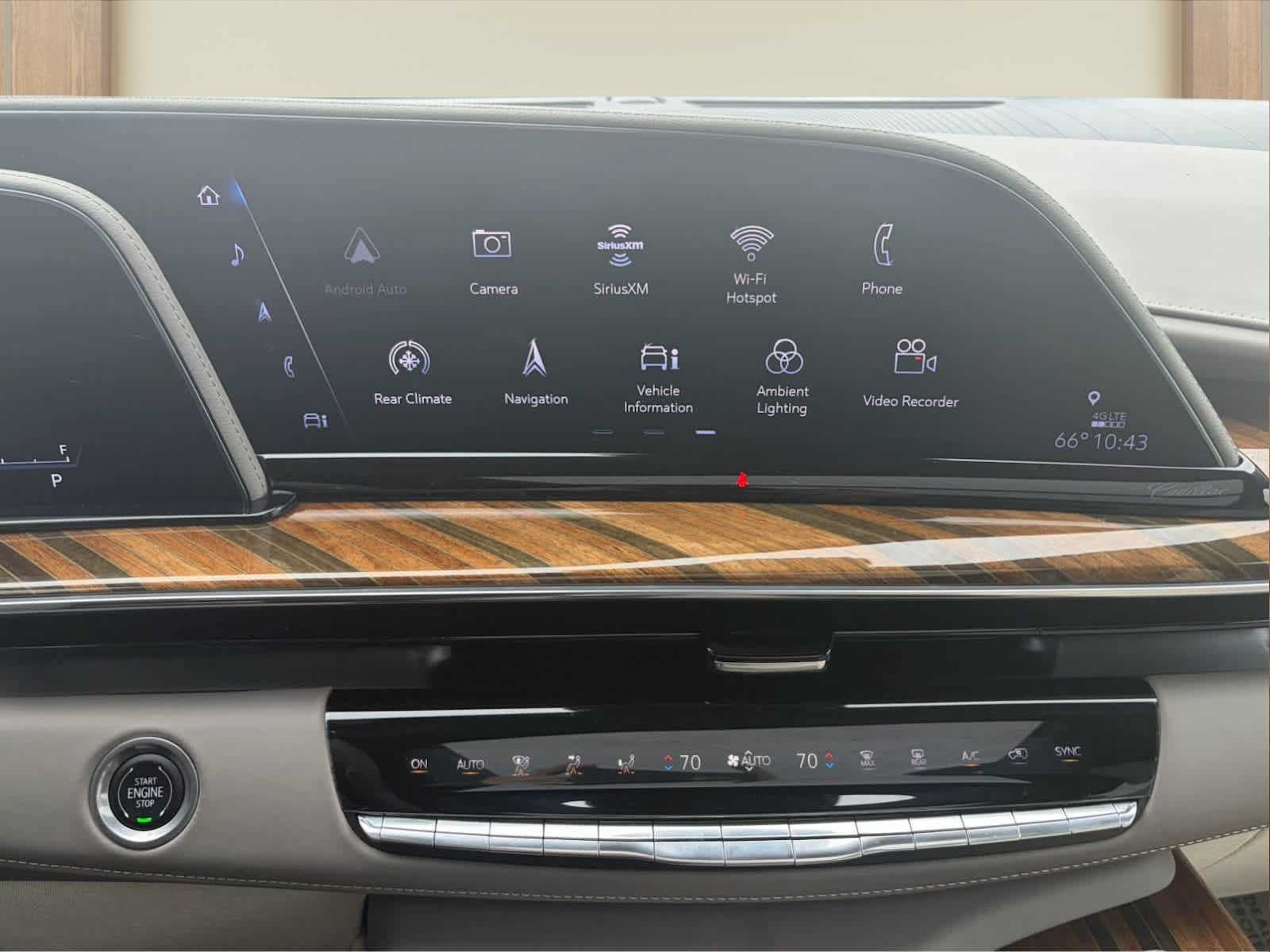 Certified 2023 Cadillac Escalade Sport Platinum w/ LPO, Floor Liner Package AWD/4WD image 17