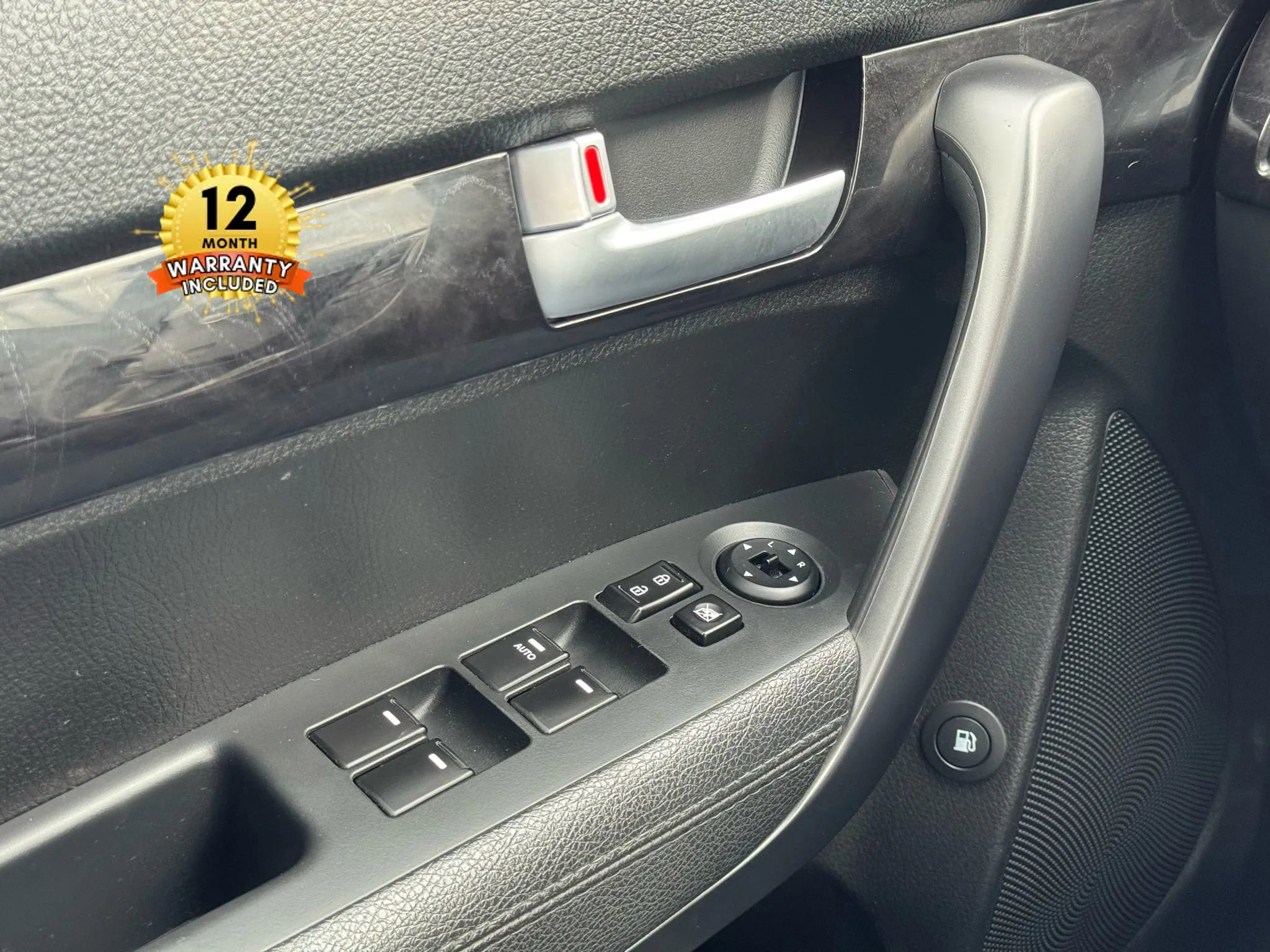 Used 2015 Kia Sorento LX image 32