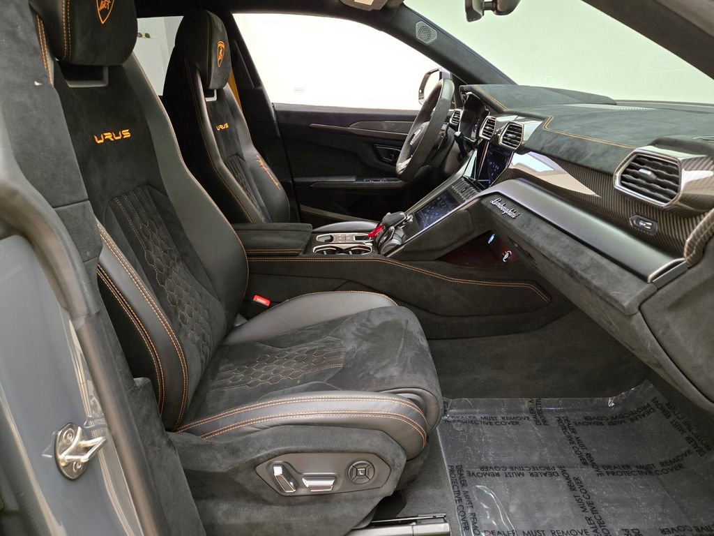 Used 2023 Lamborghini Urus Performante image 26