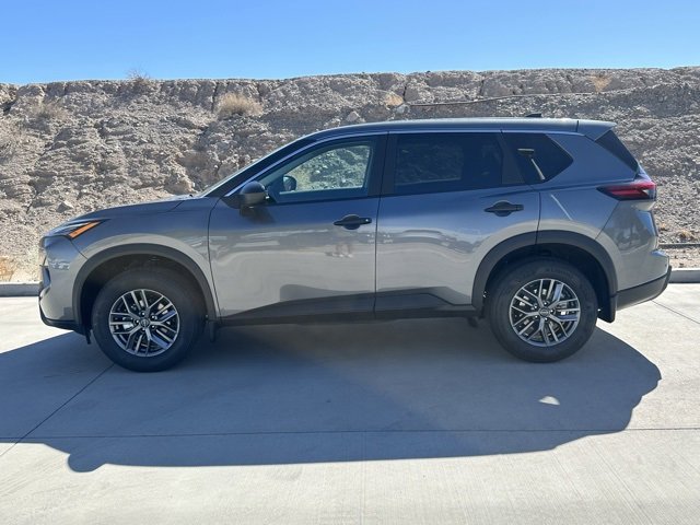 New 2026 Nissan Rogue S image 4