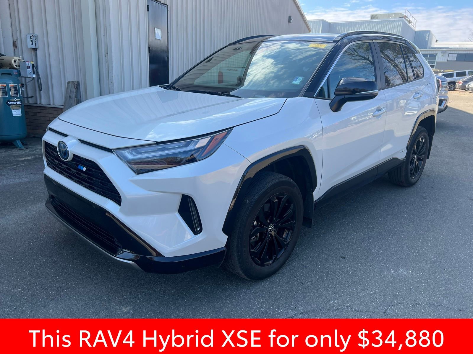Used 2024 Toyota RAV4 XSE image 26