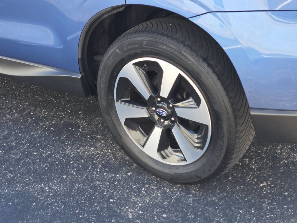 Used 2017 Subaru Forester 2.5i Premium AWD/4WD image 15