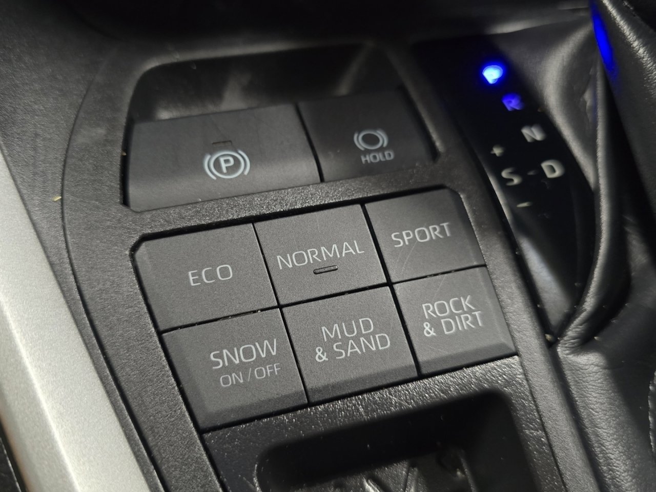 Certified 2024 Toyota RAV4 LE image 6