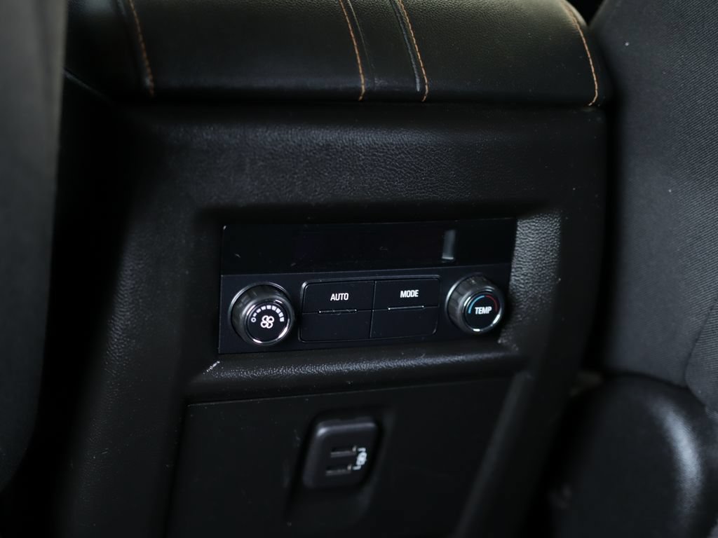 Used 2019 Chevrolet Traverse LS FWD image 24