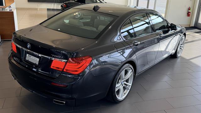 Used 2012 BMW 750i RWD image 26