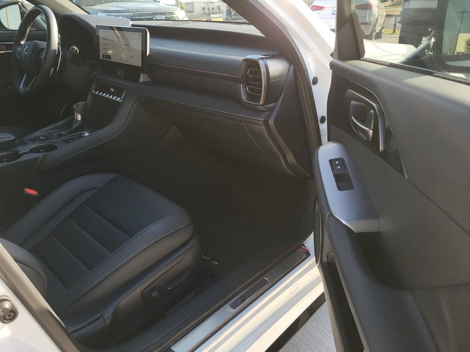 Used 2026 Lexus IS 350 F Sport w/ Accessory Package Z1 RWD image 8