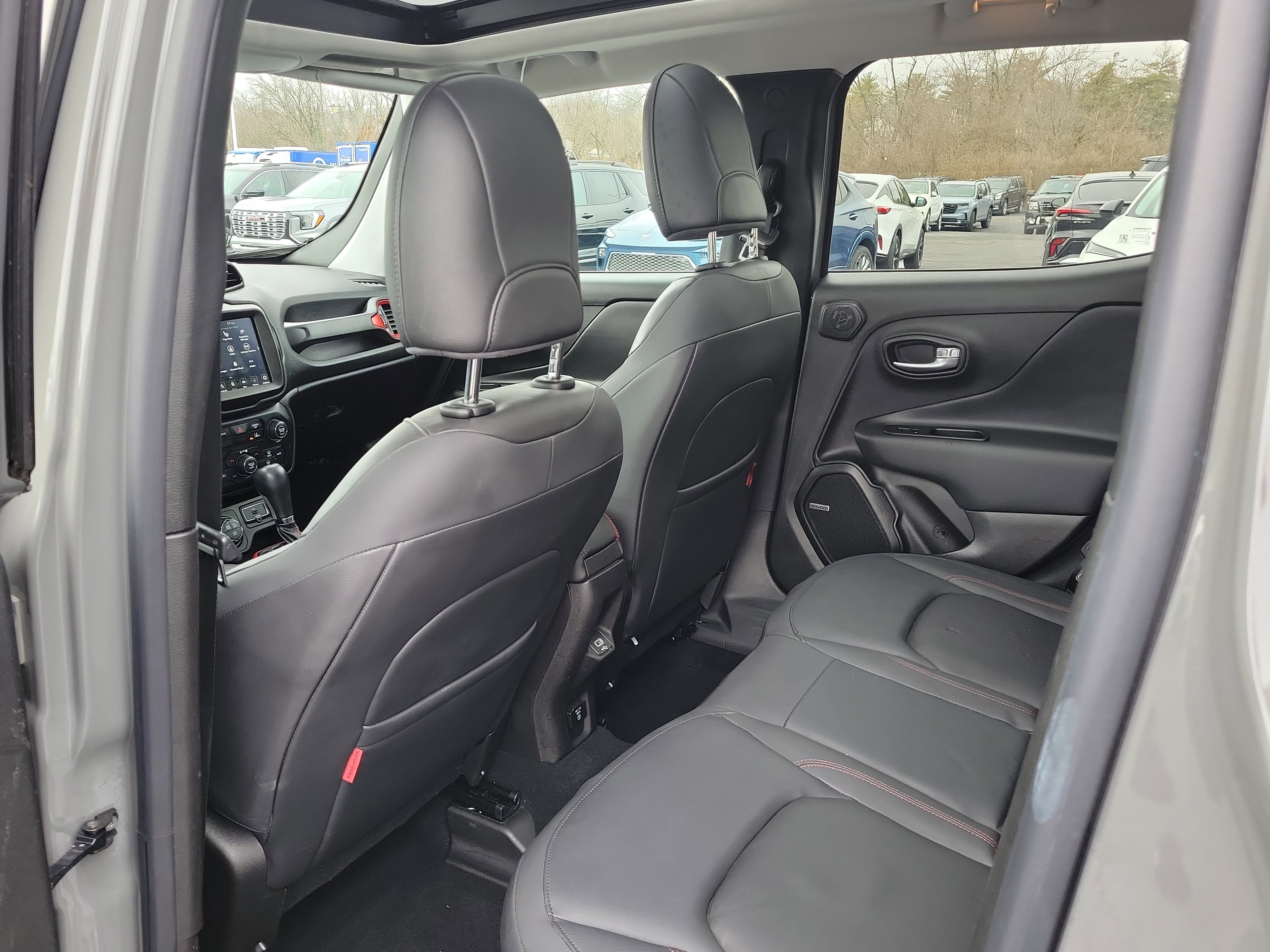 Used 2021 Jeep Renegade Trailhawk w/ Sun & Sound Group image 13