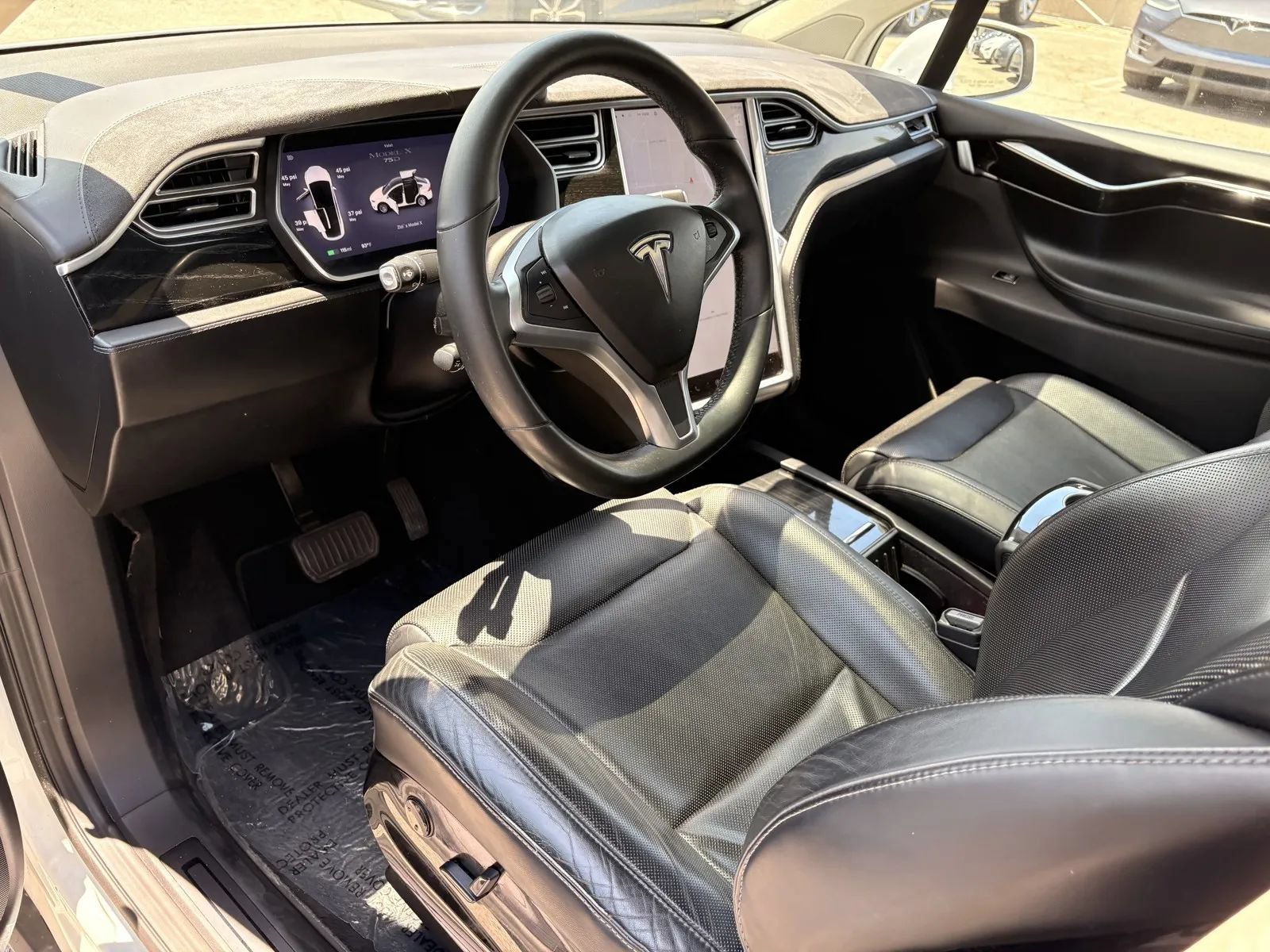 Used 2016 Tesla Model X 75D AWD/4WD image 10