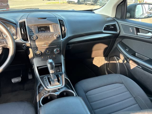 Used 2017 Ford Edge SE AWD/4WD image 12
