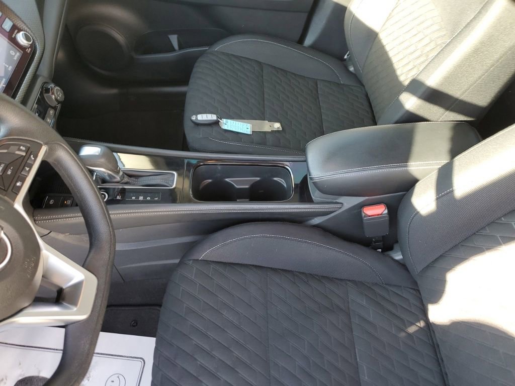 Used 2022 Nissan Kicks SV image 26