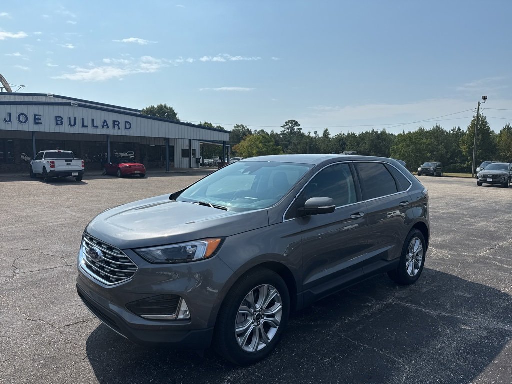 Used 2024 Ford Edge Titanium image 12