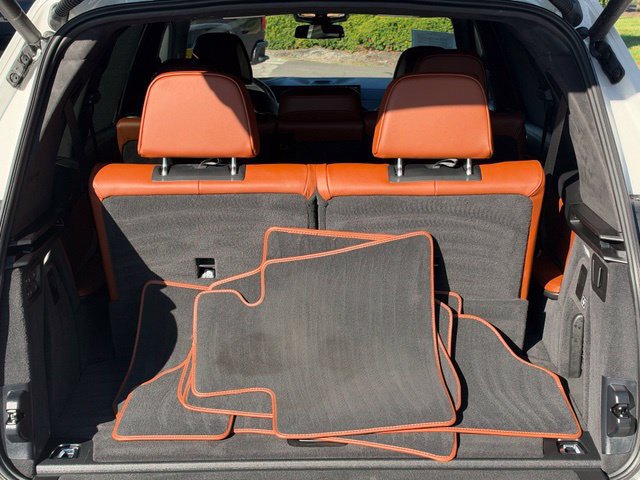 Certified 2025 BMW X7 M60i AWD/4WD image 35