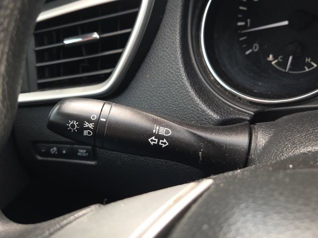 Used 2014 Nissan Rogue S image 38