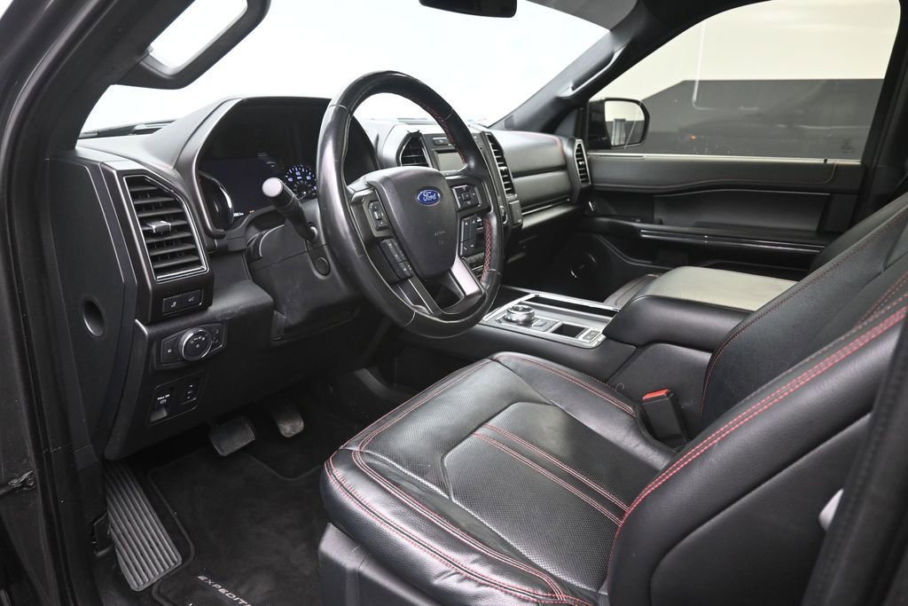 Used 2019 Ford Expedition Limited w/ Equipment Group 303A RWD image 19
