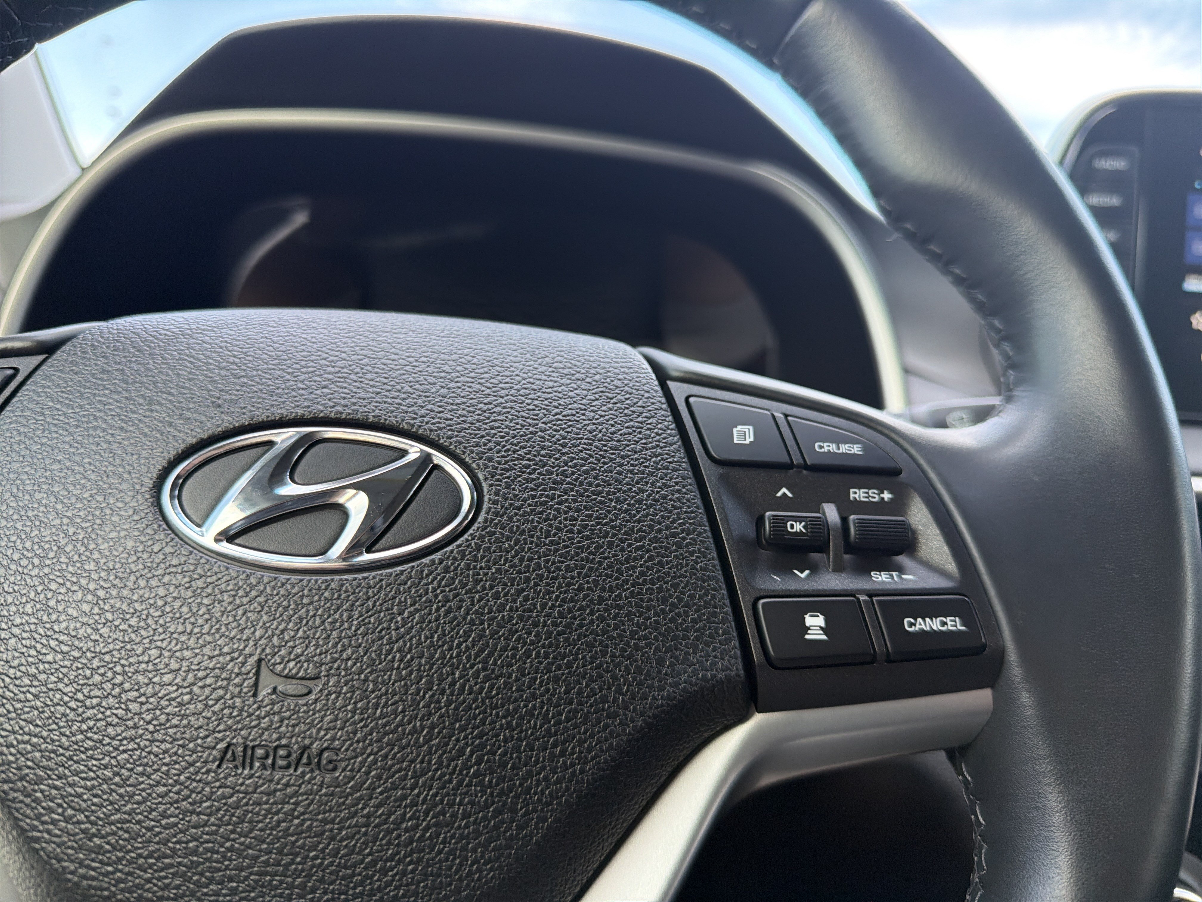 Used 2021 Hyundai Tucson Ultimate w/ Cargo Package FWD image 28
