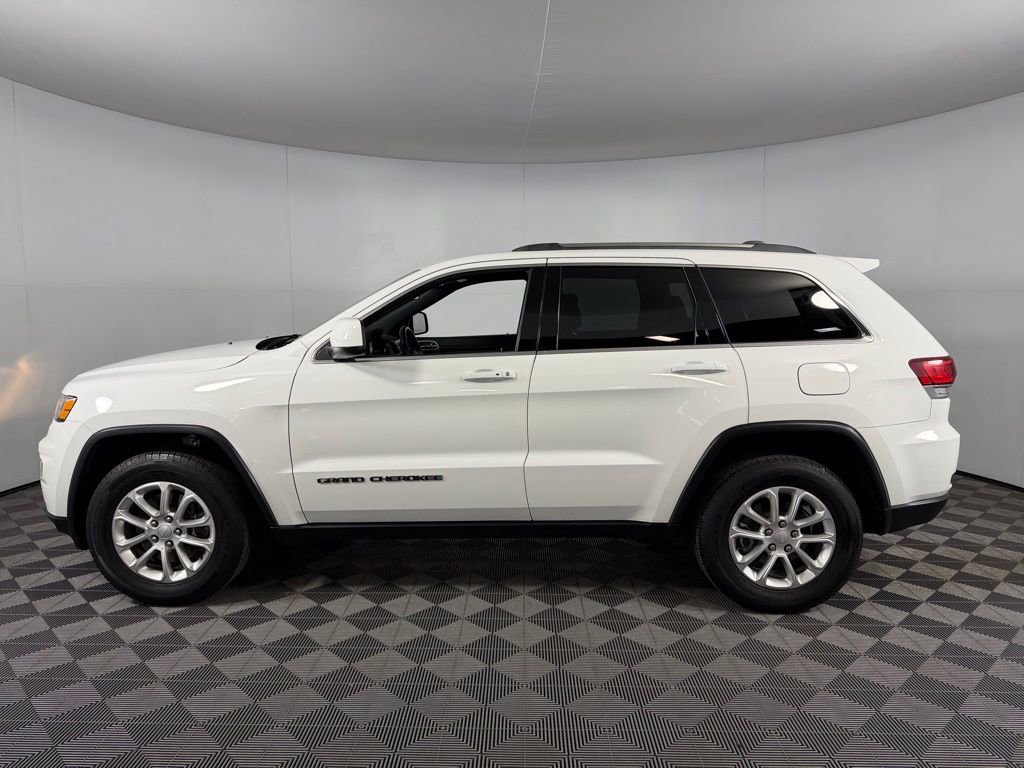 Used 2021 Jeep Grand Cherokee Laredo w/ Security & Convenience Group image 11