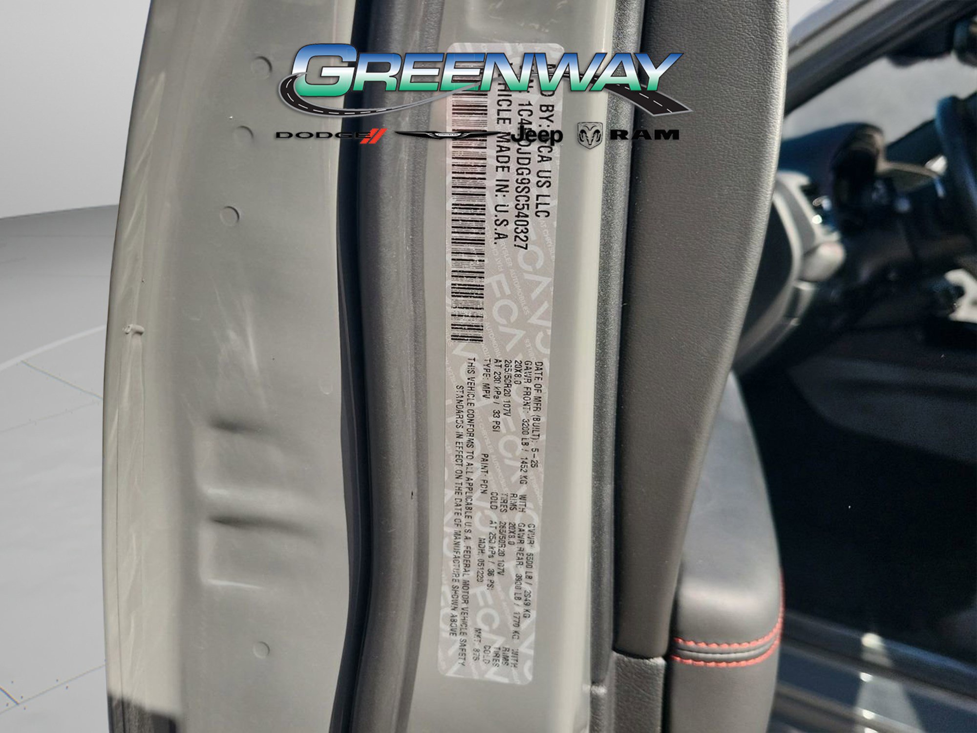 Used 2025 Dodge Durango GT image 33