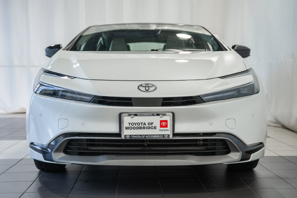 Used 2024 Toyota Prius Limited AWD/4WD image 2