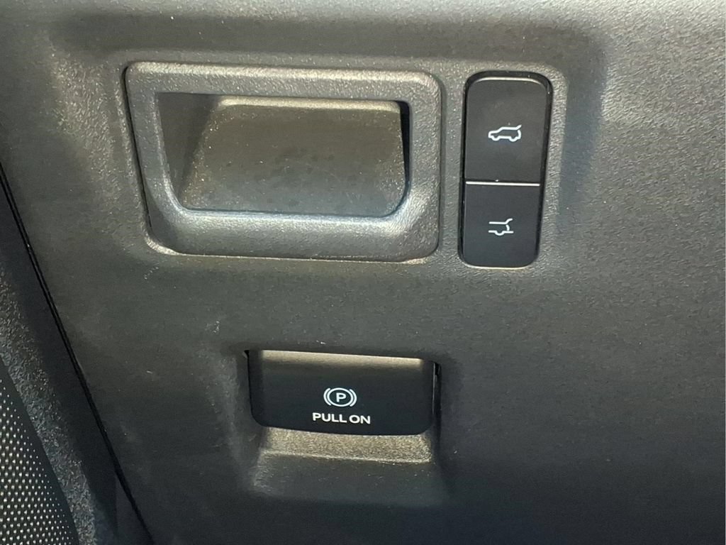 Used 2025 Ford Expedition Active RWD image 24