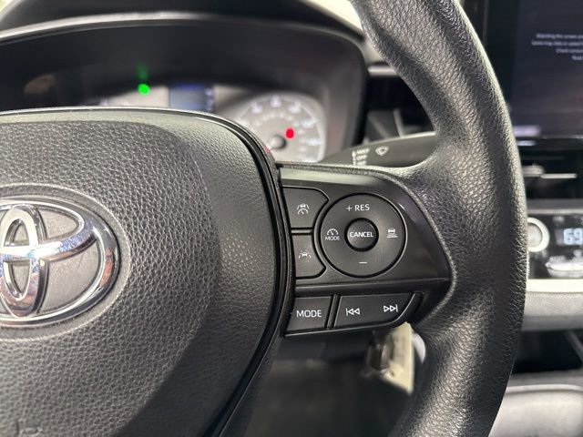 Used 2023 Toyota Corolla LE image 24