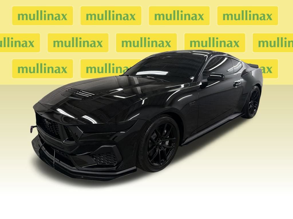 Used 2025 Ford Mustang GT Premium image 13