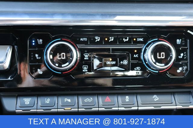 Used 2024 GMC Sierra 2500 Denali Ultimate image 32