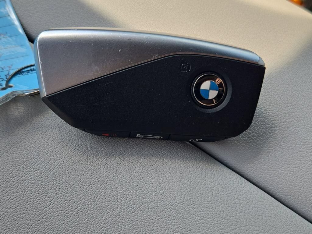 Used 2024 BMW X5 sDrive40i w/ Executive Package RWD image 33