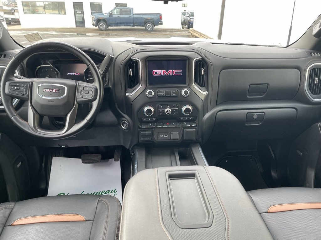 Used 2022 GMC Sierra 2500 AT4 w/ AT4 Premium Plus Package image 18