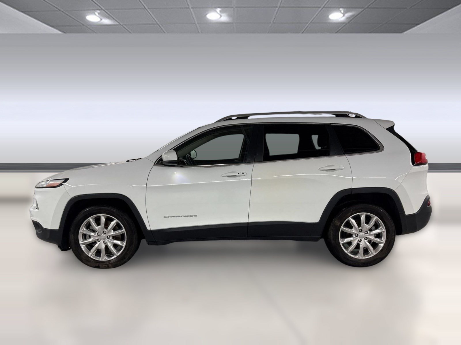 Used 2014 Jeep Cherokee Limited FWD image 2