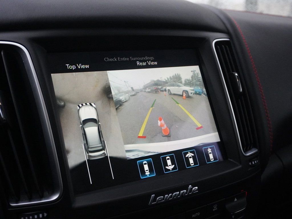 Used 2019 Maserati Levante GTS image 46
