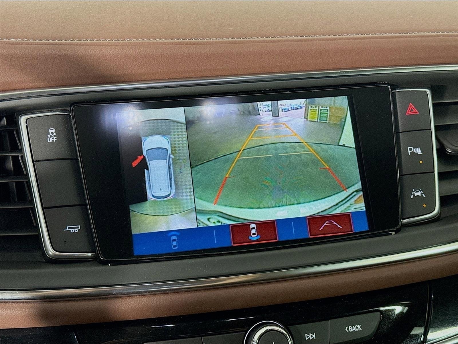 Certified 2018 Buick Enclave Avenir w/ Avenir Technology Package FWD image 17