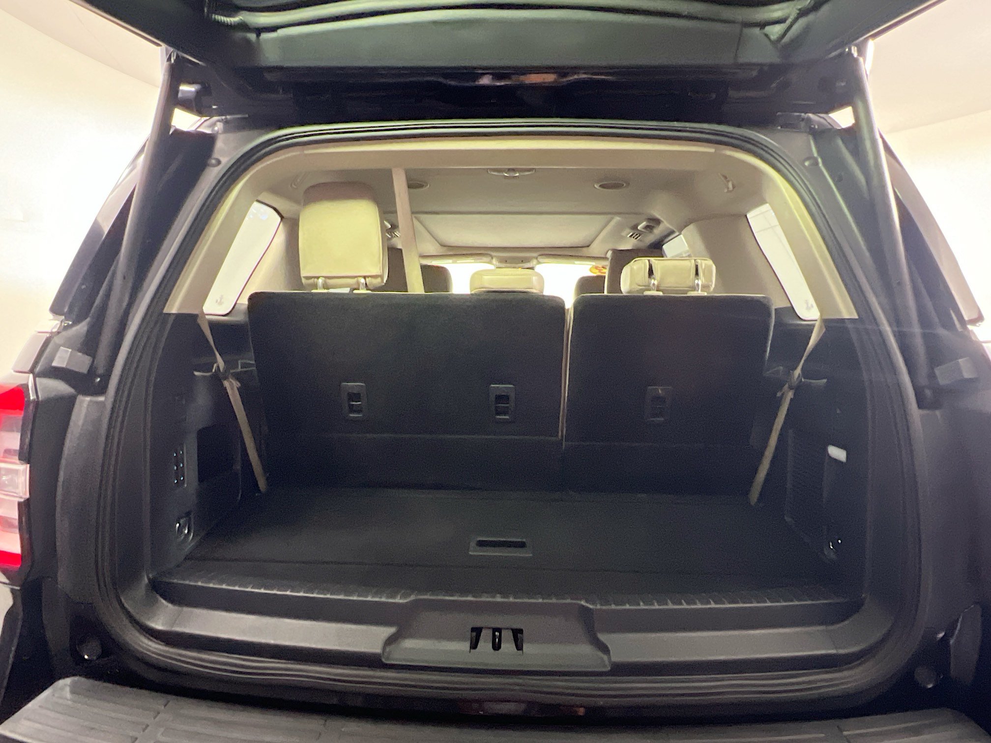 Used 2023 Ford Expedition Limited AWD/4WD image 33