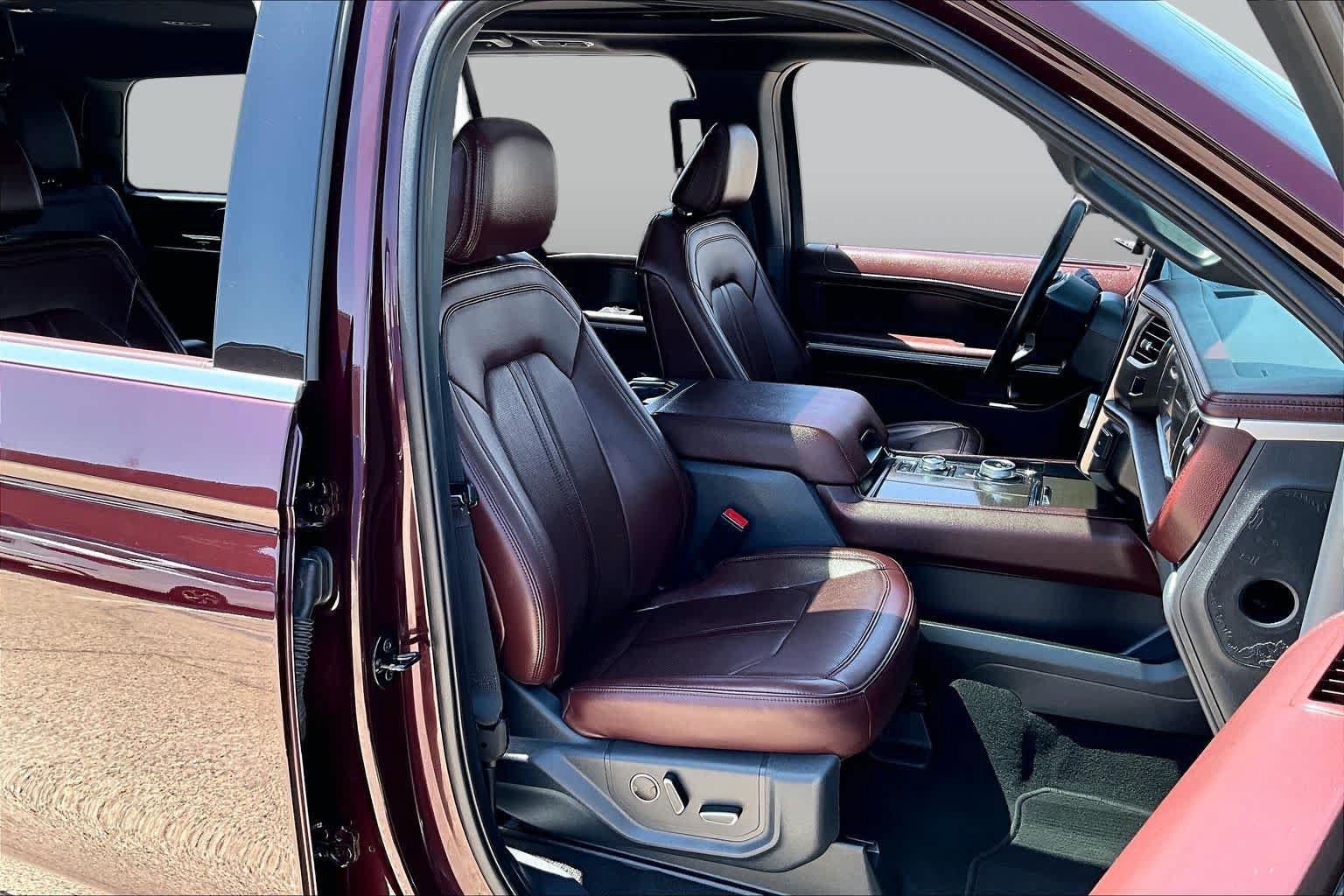 Certified 2023 Ford Expedition Limited AWD/4WD image 9