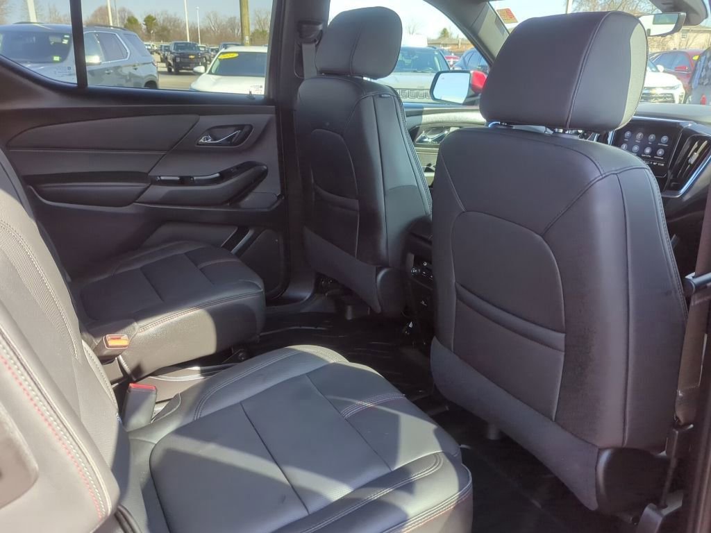Certified 2023 Chevrolet Traverse RS w/ LPO, Floor Liner Package image 19