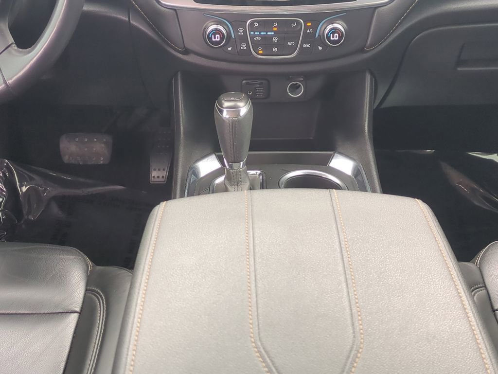 Used 2020 Chevrolet Traverse RS image 21