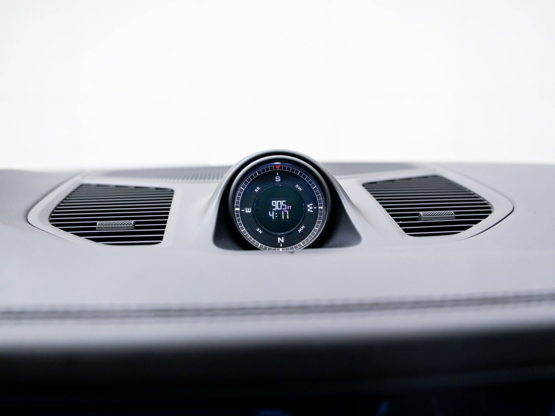 Used 2024 Porsche Cayenne S image 26