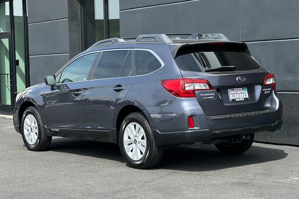 Used 2016 Subaru Outback 2.5i Premium image 8